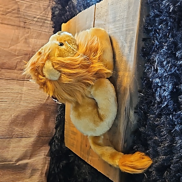 Russ Luv-Pets Lion "Richard" (1979) - Picture 3 of 9